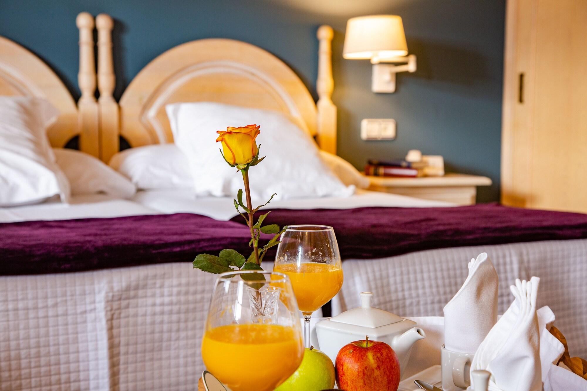 אוביידו Hotel Palacio De La Vinona מראה חיצוני תמונה
