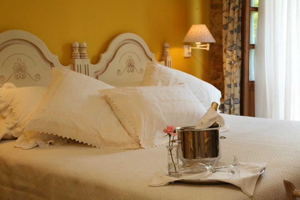 אוביידו Hotel Palacio De La Vinona מראה חיצוני תמונה