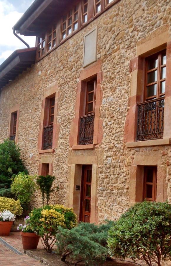 אוביידו Hotel Palacio De La Vinona מראה חיצוני תמונה